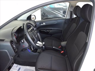 KIA Picanto 1.0 dpi Style 11